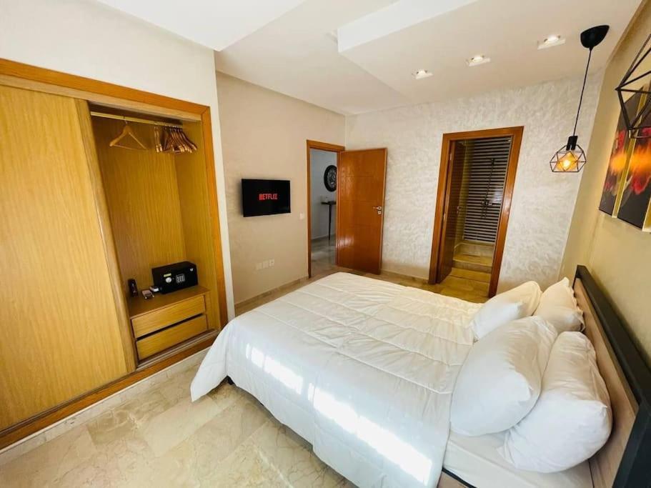 A 2 Minutes De Casa Finance City, Appartement Avec 2 Chambres Casablanca Exterior photo